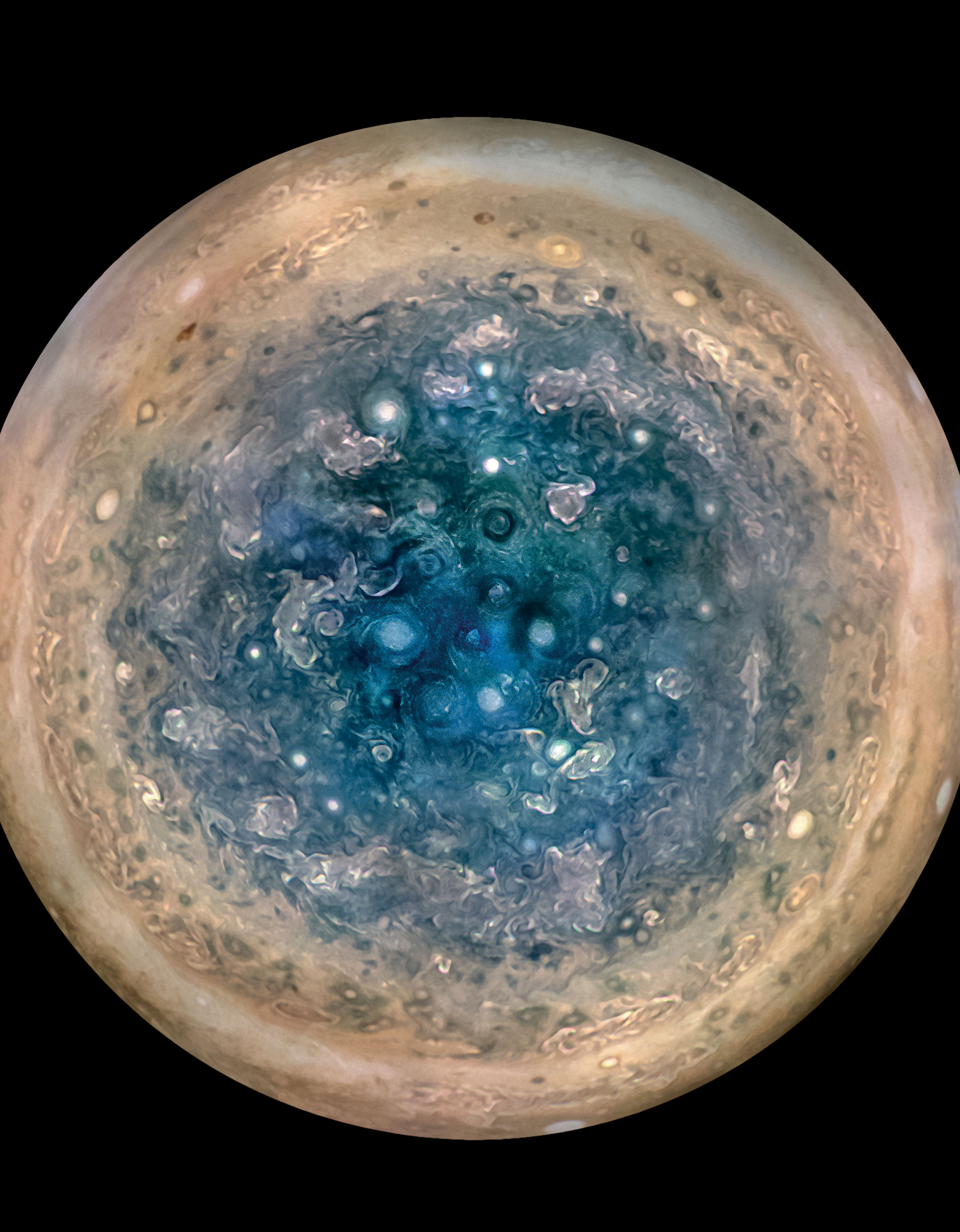 17 05 26 ここまでわかった 最新の木星像 Nasaの木星探査機ジュノーの最新画像と情報を翻訳